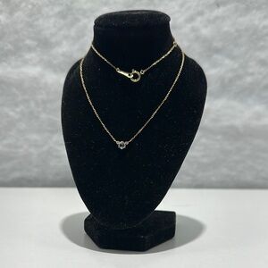 Elegant 18carat Yellow-Gold Necklace with Blue Topas and diamond Pendant